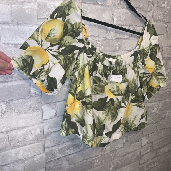 NWT H&M lemon crop top - Picture 2 of 2